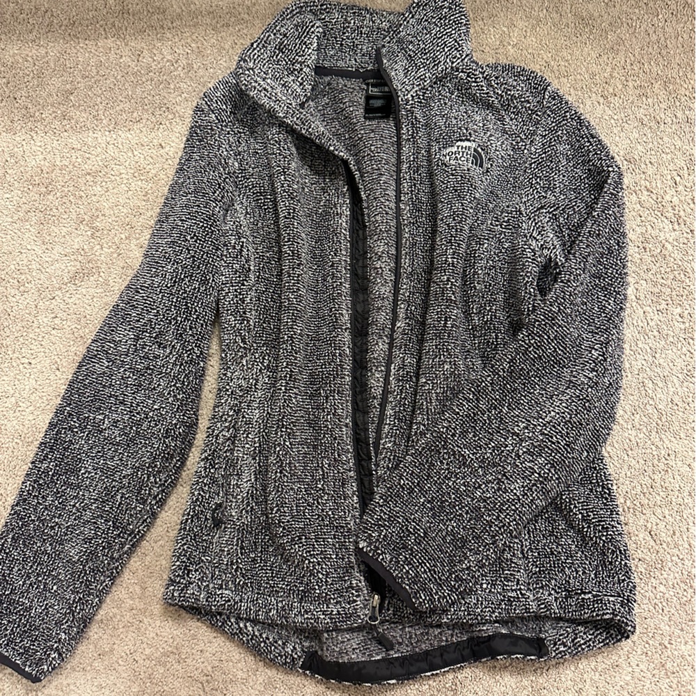 Women’s North Face jacket